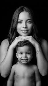 Camila R., mãe da Isis (11 meses)